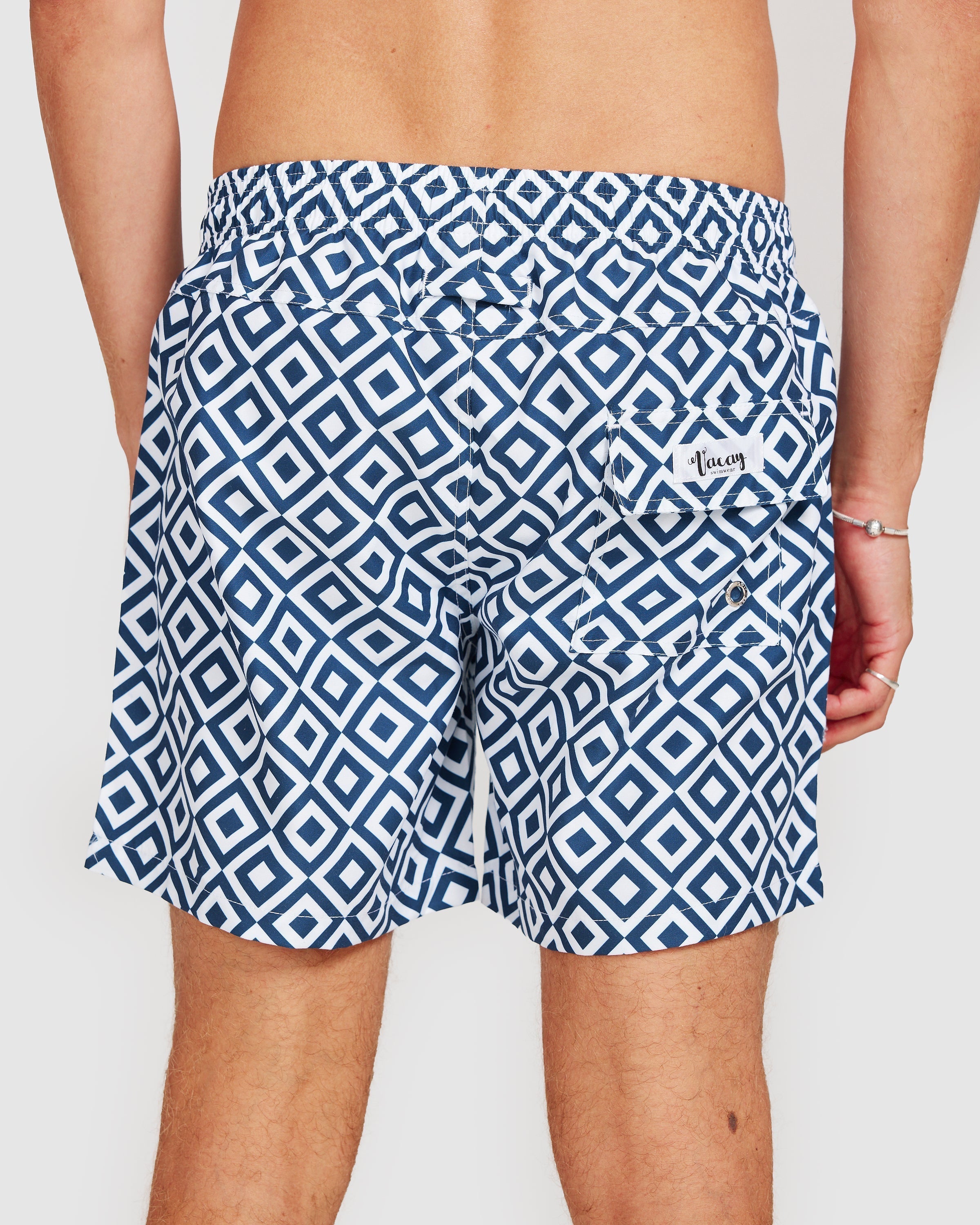 Men's Swim Trunks with Quick-Drying Fabric – Slim Fit Design