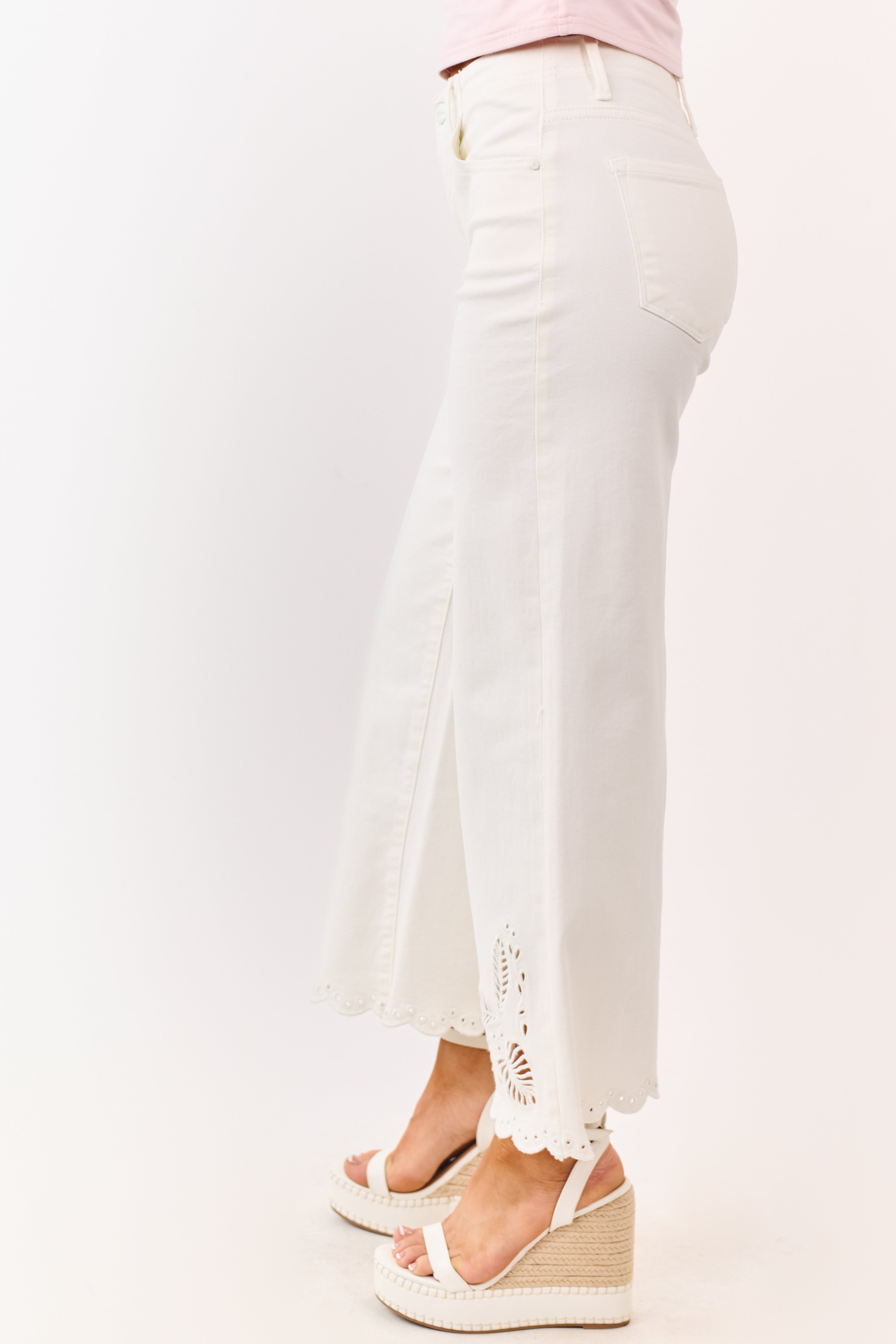 Stylish White Wide Leg Jeans for Women with Tummy Control &